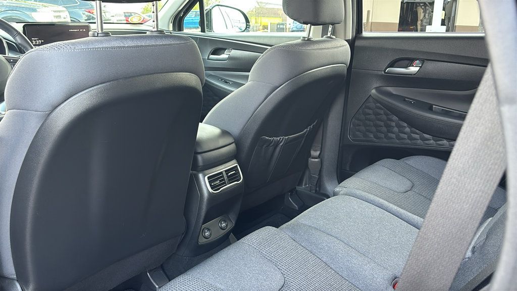 Used 2023 Hyundai Santa Fe SEL AWD/4WD image 31