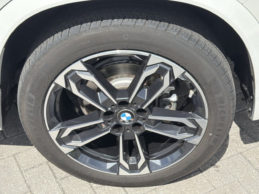 Used 2025 BMW X1 xDrive28i AWD/4WD image 32