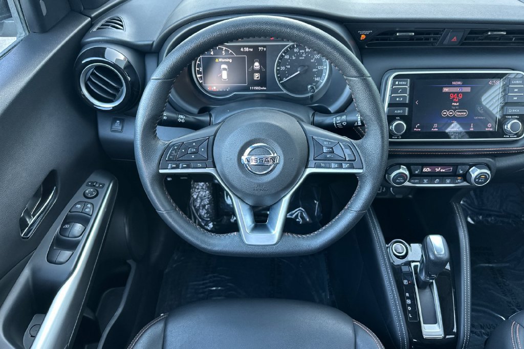 Used 2019 Nissan Kicks SR w/ SR Premium Package FWD image 13