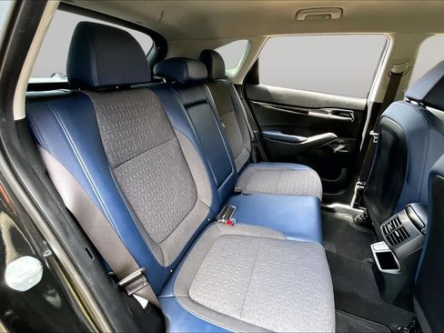 Used 2024 Kia Seltos S FWD image 19