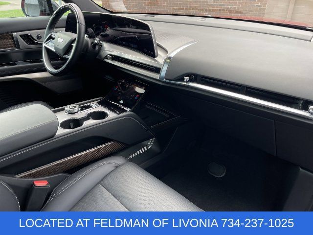 Certified 2026 Cadillac Vistiq Sport w/ LPO, Floor Liner Package AWD/4WD image 29