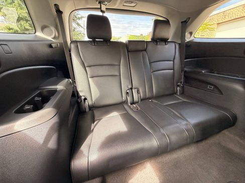 Used 2019 Honda Pilot Touring image 24
