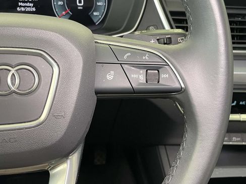 Certified 2025 Audi Q5 2.0T Premium AWD/4WD image 39