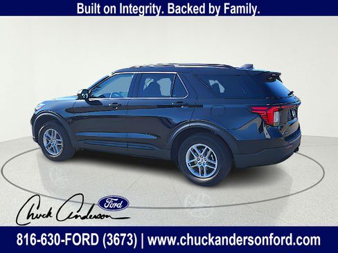 New 2026 Ford Explorer Active AWD/4WD image 5