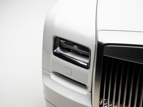 Used 2013 Rolls-Royce Phantom Drophead Coupe image 15
