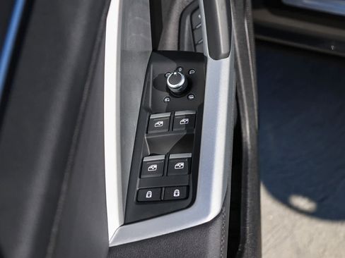 New 2025 Audi Q3 2.0T Premium image 28