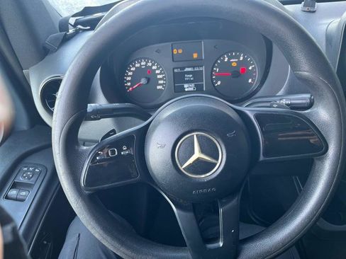 Used 2019 Mercedes-Benz Sprinter 170 image 18