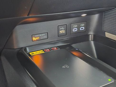 Used 2026 Toyota Camry SE w/ Convenience Package FWD image 28