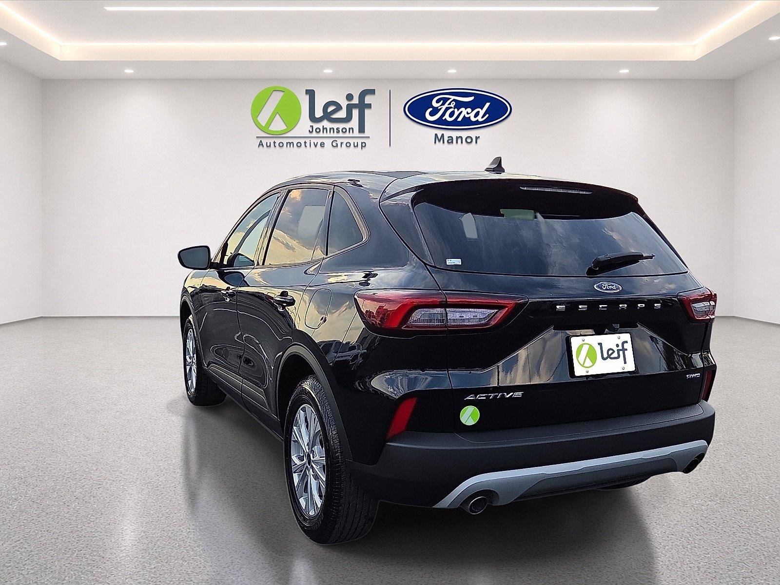 Certified 2025 Ford Escape Active AWD/4WD image 6