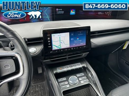 Used 2024 Lincoln Nautilus Reserve w/ Equipment Group 202A image 36