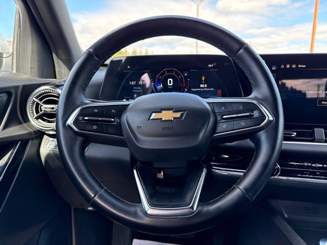Used 2025 Chevrolet Equinox LT AWD/4WD image 19