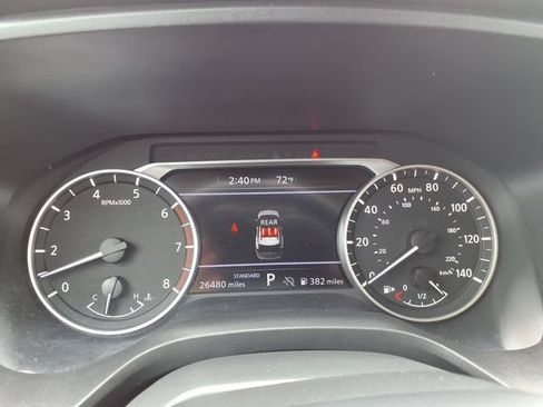 Used 2025 Nissan Rogue SV FWD image 30