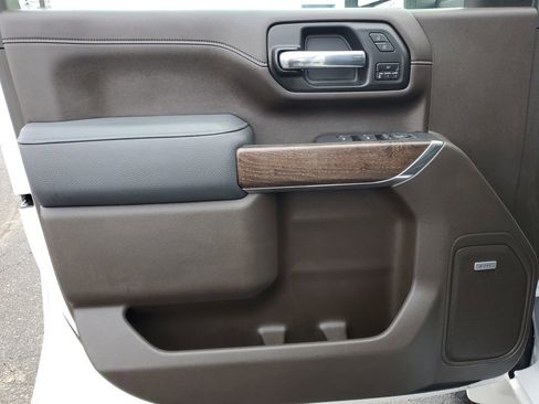 Used 2021 GMC Sierra 2500 Denali w/ Denali Ultimate Package image 25