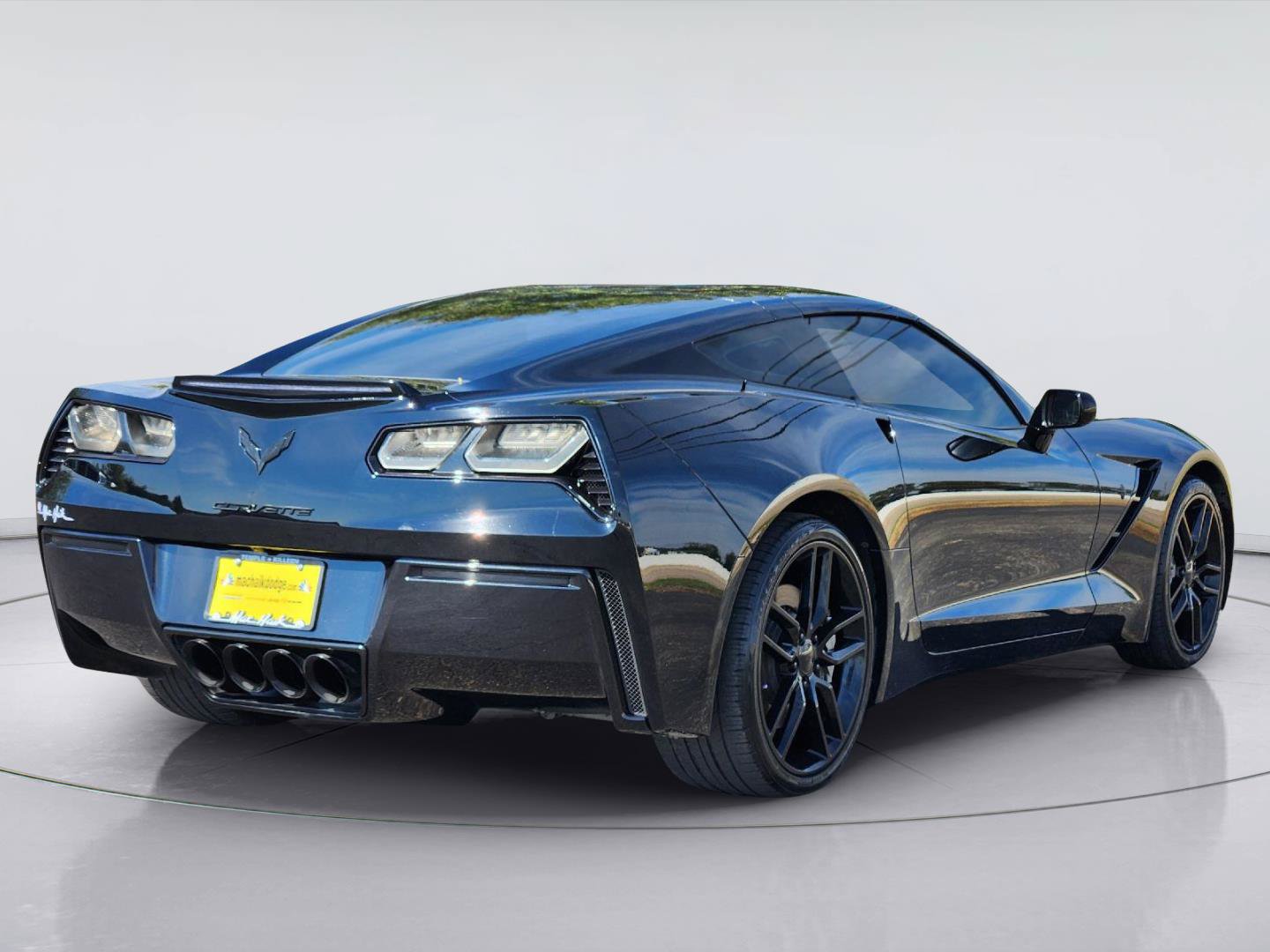 Used 2019 Chevrolet Corvette Stingray Coupe w/ 1LT RWD image 5