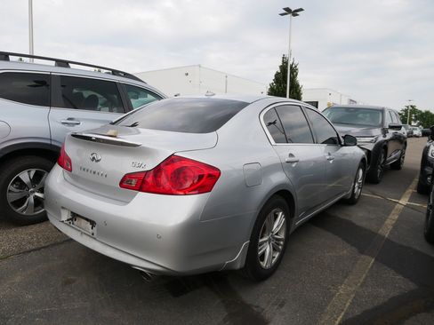 Used 2013 INFINITI G37 x Sedan w/ Premium Pkg AWD/4WD image 8