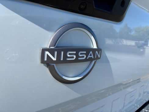 Used 2024 Nissan Frontier S AWD/4WD image 26
