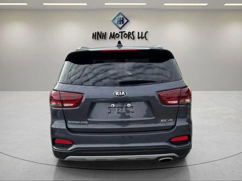 Used 2019 Kia Sorento EX image 4