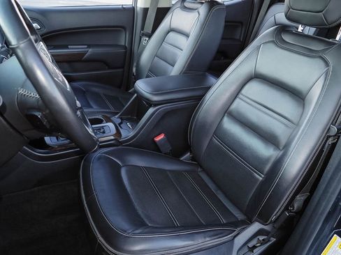 Used 2018 GMC Canyon Denali image 25