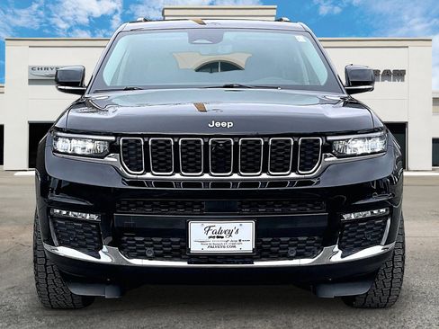 Used 2024 Jeep Grand Cherokee L Limited w/ Luxury Tech Group II image 3