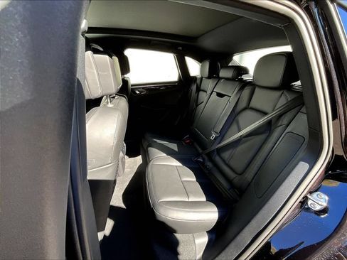 Certified 2026 Porsche Macan AWD/4WD image 20