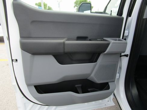 New 2025 Ford F250 XL w/ FX4 Off-Road Package image 13