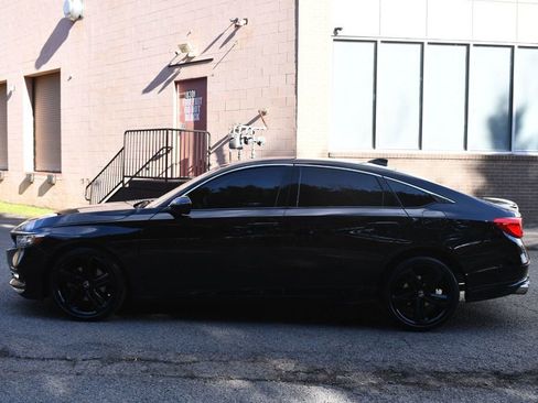 Used 2020 Honda Accord Sport image 4