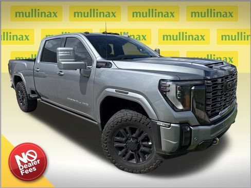 Used 2024 GMC Sierra 2500 Denali Ultimate AWD/4WD image 1