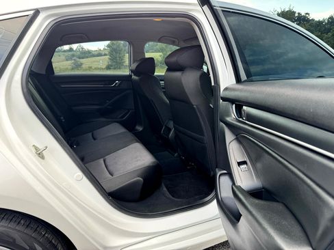 Used 2019 Honda Accord LX image 19