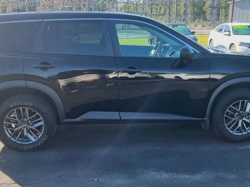 Used 2021 Nissan Rogue S AWD/4WD image 9