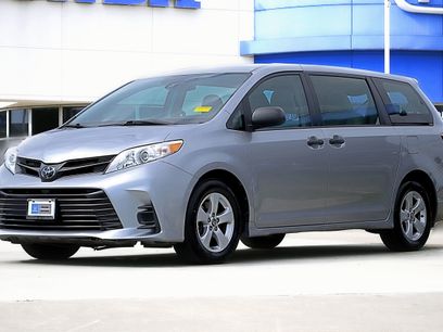 Used 2018 Toyota Sienna L