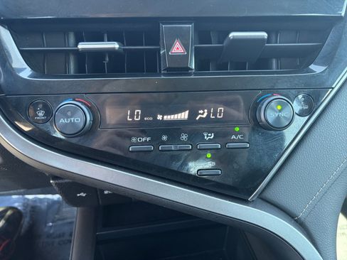 Used 2024 Toyota Camry SE FWD image 22