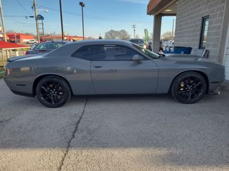 Used 2019 Dodge Challenger SXT video 2