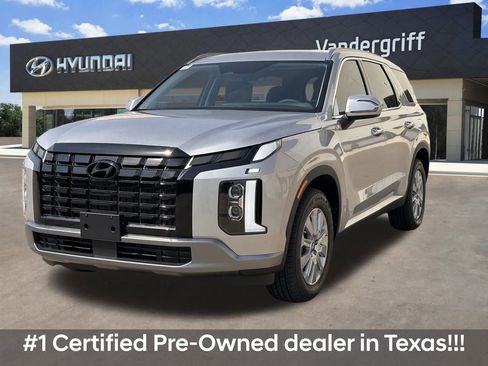 Certified 2025 Hyundai Palisade SEL image 2