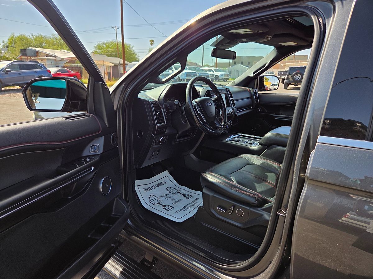 Used 2019 Ford Expedition Limited w/ Equipment Group 303A AWD/4WD image 48