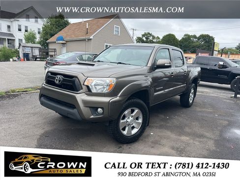 Used 2015 Toyota Tacoma 4x4 Double Cab w/ TRD Sport Package image 1