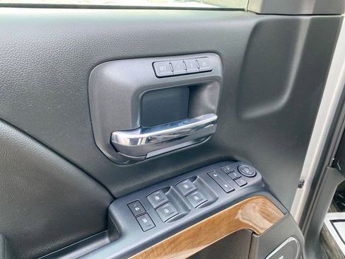 Used 2018 Chevrolet Silverado 1500 LTZ w/ Sport Package image 21