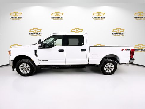 Used 2021 Ford F250 XLT w/ FX4 Off-Road Package image 4