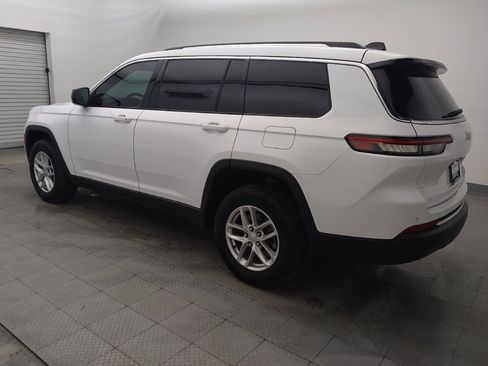 Used 2023 Jeep Grand Cherokee L Laredo image 3