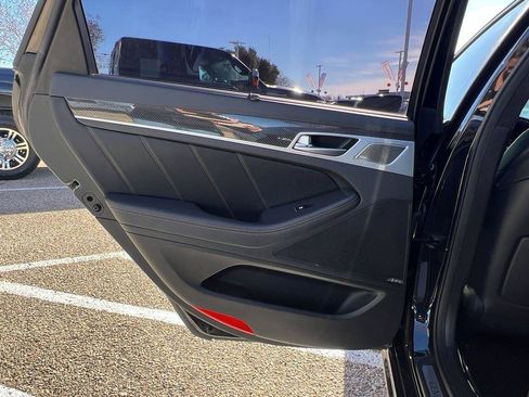 Used 2018 Genesis G80 3.3T Sport image 10