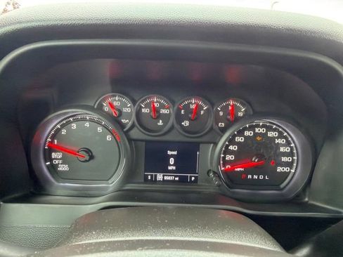 Used 2023 Chevrolet Silverado 1500 Custom AWD/4WD image 46