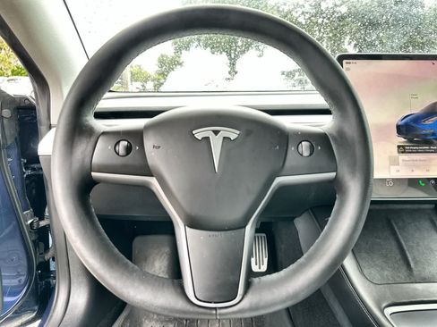 Used 2023 Tesla Model 3 Standard Range RWD image 20