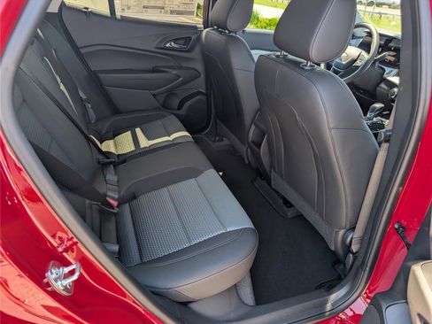 New 2026 Chevrolet Trax LT FWD image 7