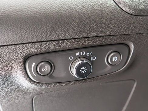 Used 2023 Buick Encore GX Select w/ Sport Touring Package image 21