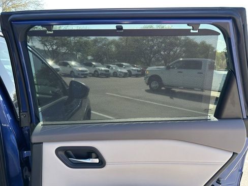 Certified 2023 Nissan Rogue SL w/ SL Premium Package image 49