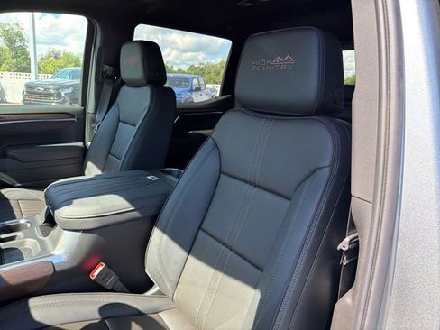 New 2026 Chevrolet Silverado 1500 High Country AWD/4WD image 20