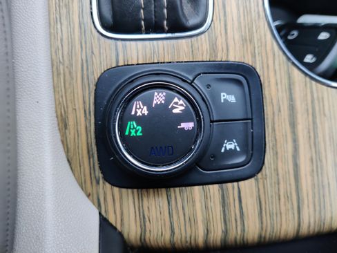 Used 2018 GMC Acadia Denali w/ Technology Package image 34