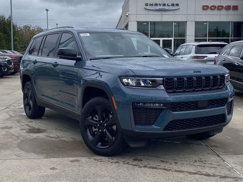 New 2026 Jeep Grand Cherokee L Limited RWD image 31