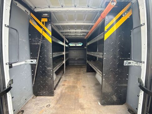 Used 2023 Mercedes-Benz Sprinter 2500 image 26