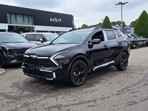 New 2025 Kia Sportage X-Line image 1