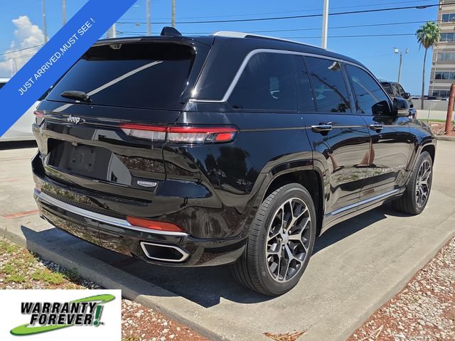 Used 2022 Jeep Grand Cherokee Summit AWD/4WD image 6